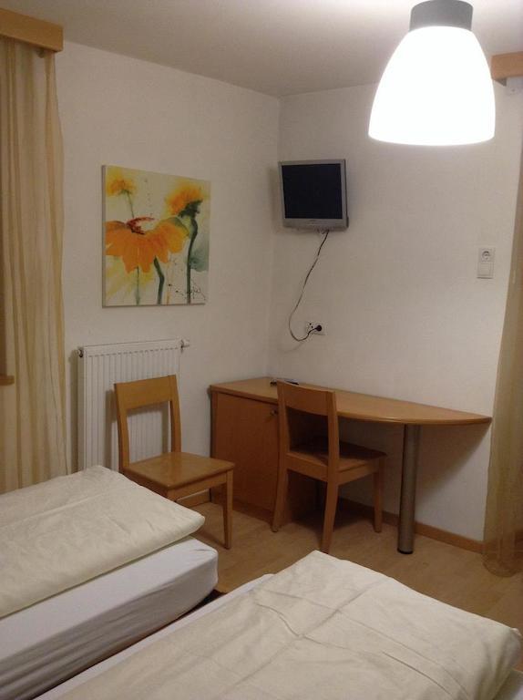 Ottenkellerhof Farm stay Bolzano